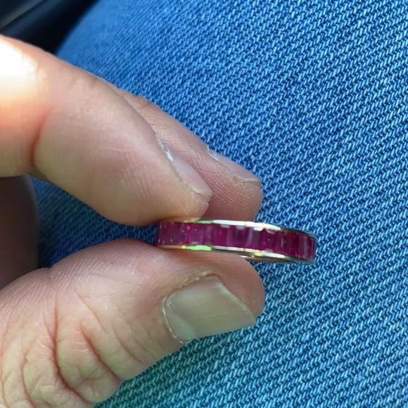 14k ruby eternity band size 7 - Picture 3 of 3